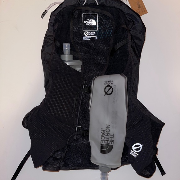 The North Face “Flight Training Pack 12” - Picture 1 of 8